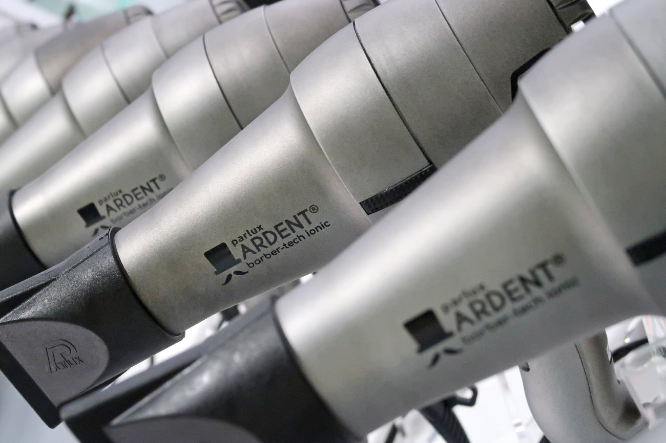 PARLUX ARDENT®: ECCO IL PRIMO PARLUX DEDICATO AI BARBER SHOP