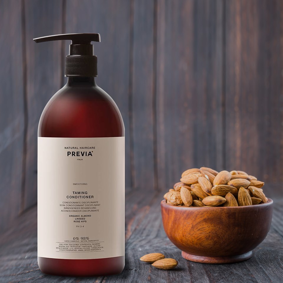 LO SAPEVATE CHE LE MANDORLE FANNO BENE AI CAPELLI?