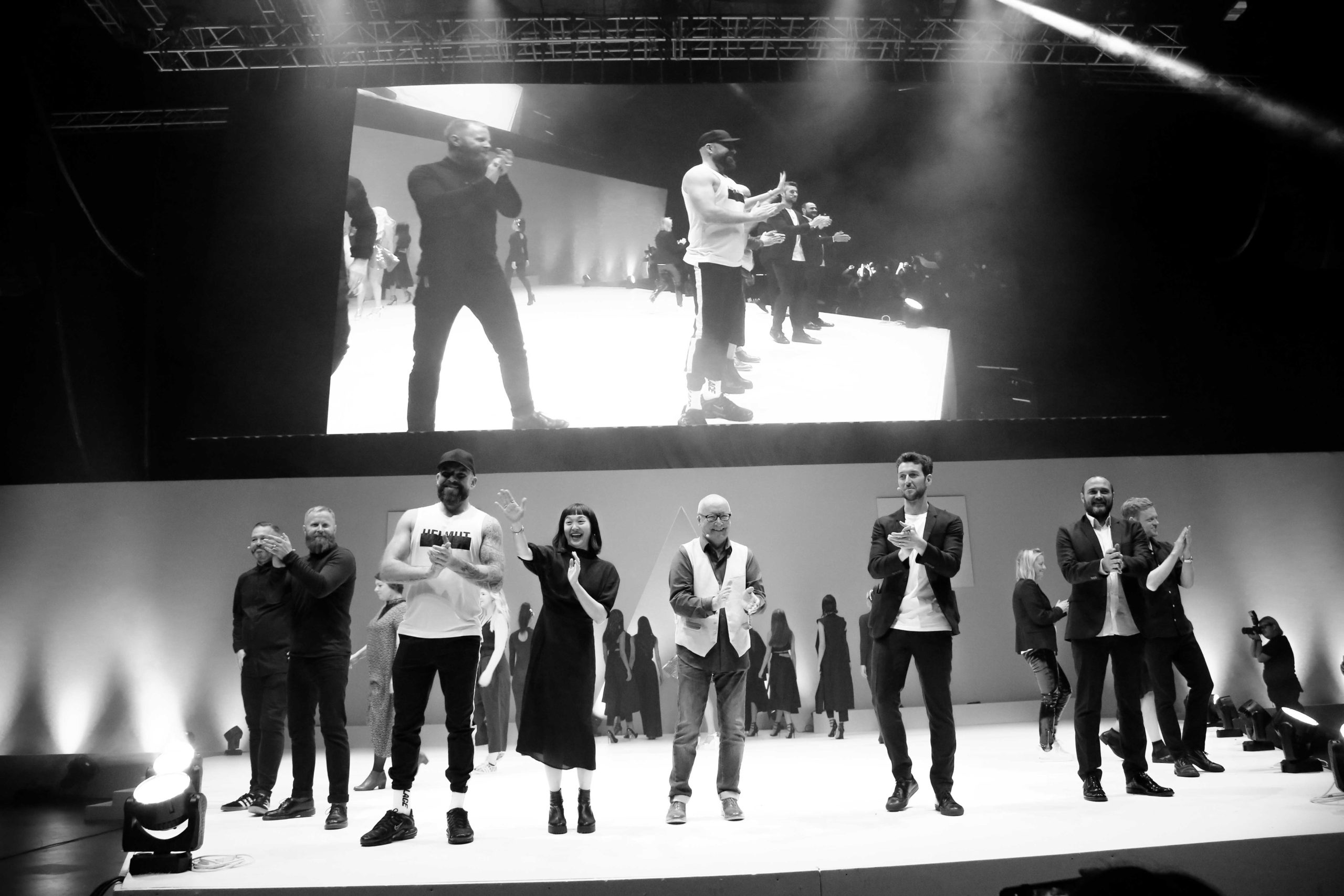 TOM CONNEL PER TREVOR SORBIE VI ASPETTA A ON HAIR