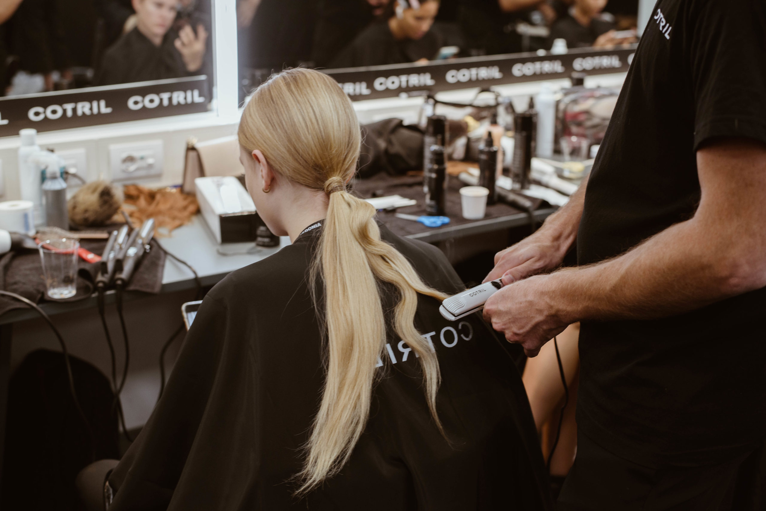 LE LOW PONY TAIL COTRIL PER IL CALZEDONIA LEGSHOW 2019 “HOTEL EDITION”