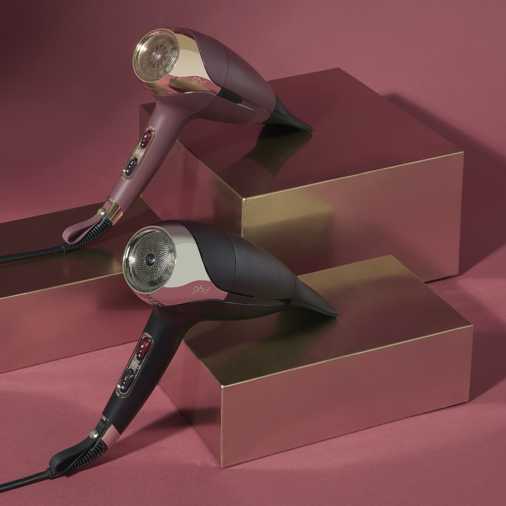 PIÙ LEGGERO, PIÙ VELOCE, PIÙ PRECISO: ARRIVA GHD HELIOS