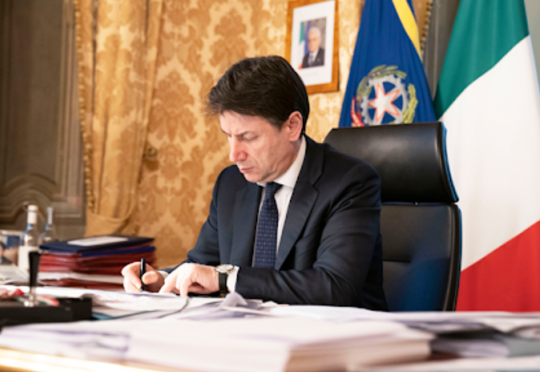 La ripresa di tutte le attività commerciali (con l’ultima parola alle regioni)