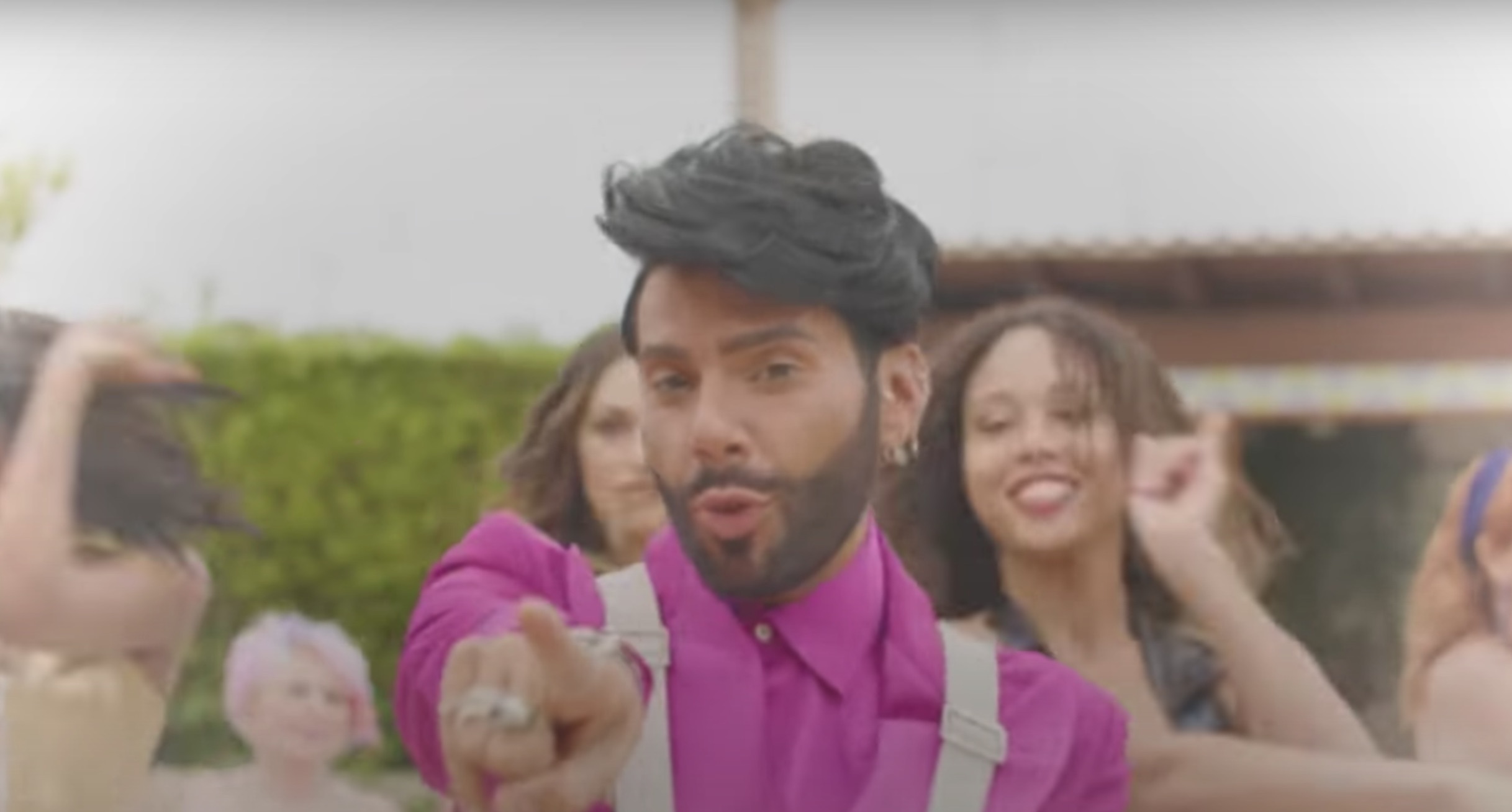 ESCE IL PRIMO SINGOLO DI FEDERICO FASHION STYLE!