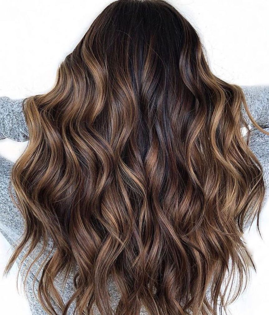 DIRTY BRUNETTE, FACILE E SENZA PREOCCUPAZIONI