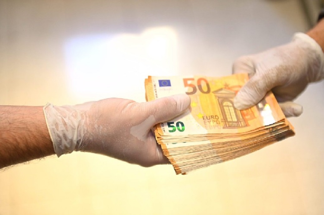 Contributo a fondo perduto Parrucchieri – Fatturato aprile