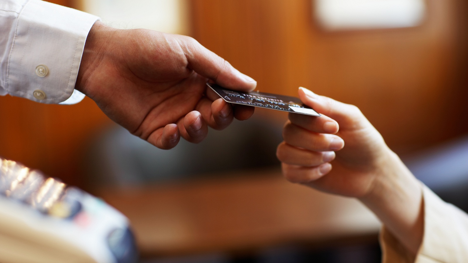 CREDITO D’ IMPOSTA PER PAGAMENTI CON CARTE O BANCOMAT