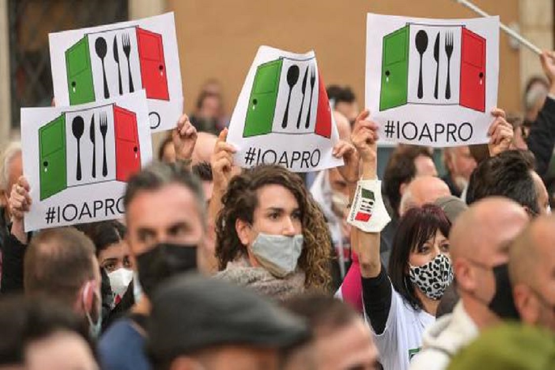 Aprire oggi per non fallire domani- La Manifestazione a Milano del 28 Marzo