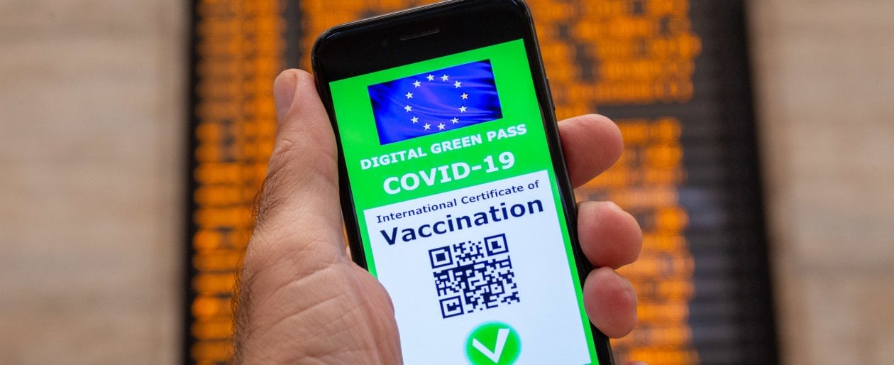 GREEN PASS: COSA FARE CON UNA DOSE E COSA CON DUE?