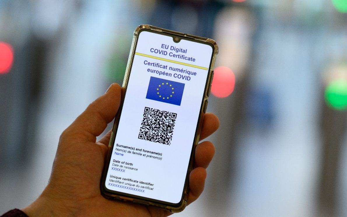 GREEN PASS: VALIDITÀ ESTESA A 12 MESI