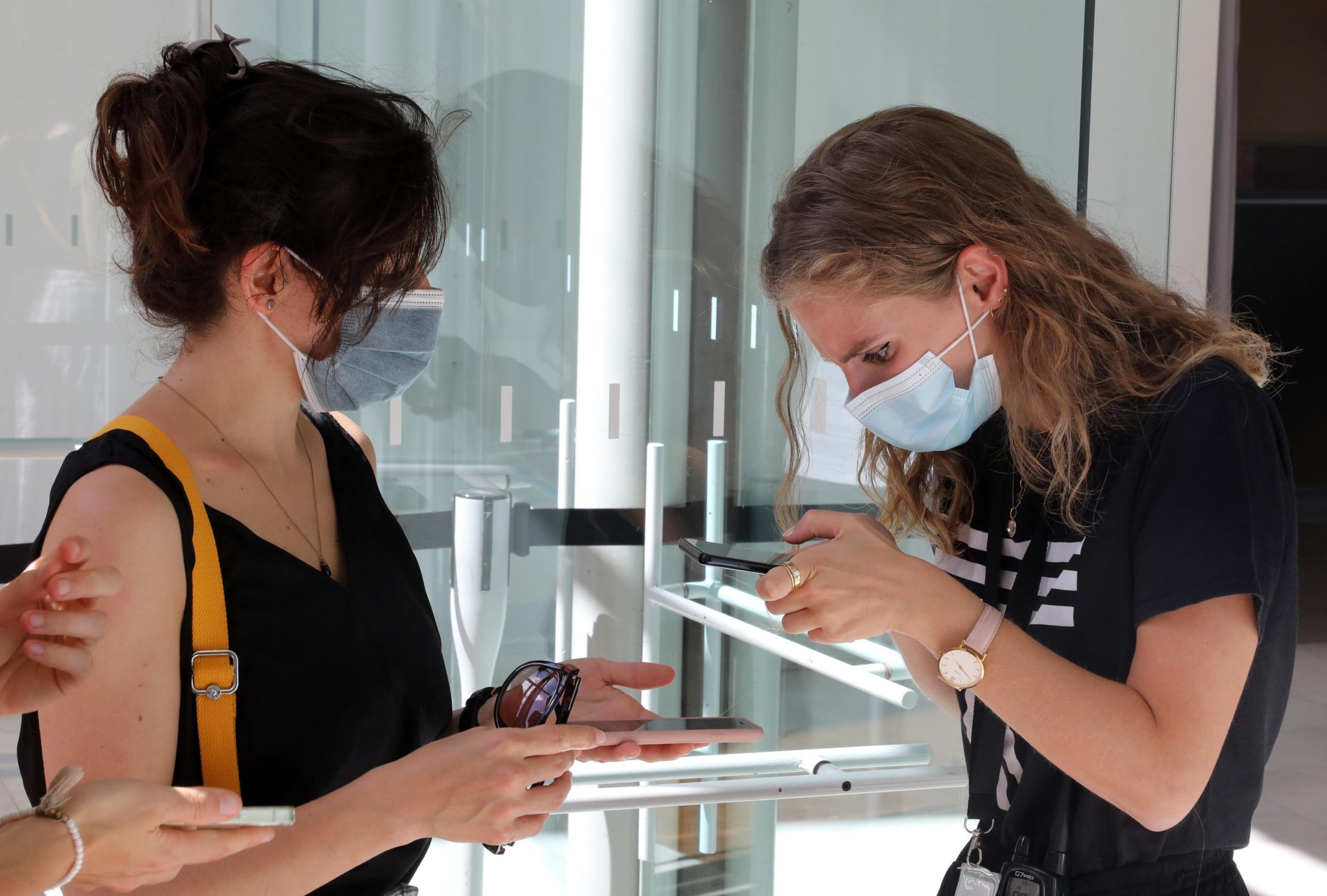 GREEN PASS ANCHE PER I PARRUCCHIERI: COSA NE PENSATE?