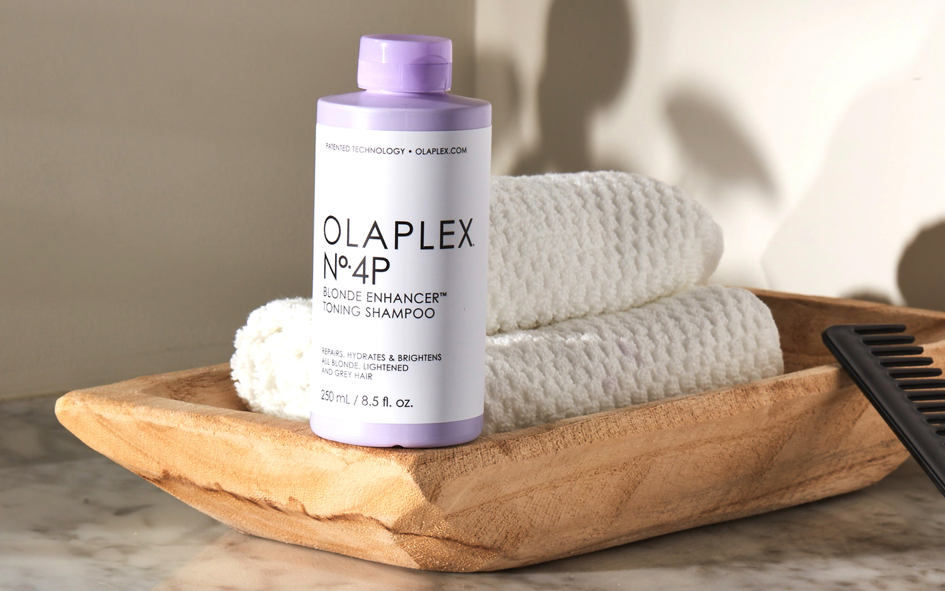 TONALIZZA I BIONDI E RIPARA I CAPELLI CON OLAPLEX 4P