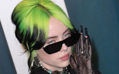 GLI SKUNK HAIR SI CONFERMANO LA GRANDE TENDENZA CAPELLI DEL 2022